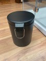BEMETA 104315010 DARK kosz na śmieci 5L, czarny mat.jpg