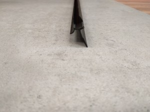 Radaway Uszczelka pozioma do wersji bez listwy (cięcie kątowe), na szkło 6mm, czarna 007-106403454